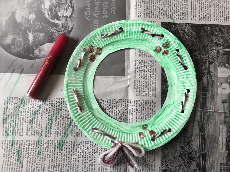 Paper Plate Christmas Wreath